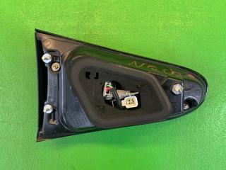Вставка между стопов правая задняя TOYOTA SIENTA NHP170 1NZ-FXE 52-286 3 ракурс