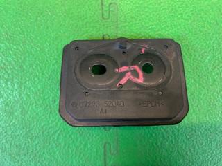 Ограничитель двери правый задний TOYOTA SIENTA NHP170 1NZ-FXE 67293-52040 2 ракурс