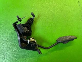 Педаль газа TOYOTA ALPHARD ANH15 2AZ-FE 8928135020 1 ракурс Педаль газа TOYOTA ALPHARD ANH15 2AZ-FE 8928135020 1 ракурс