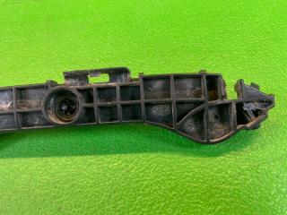 Крепление бампера правое заднее TOYOTA COROLLA FIELDER NZE144 1NZ-FE 52575-13060 4 ракурс