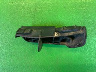 Крепление бампера правое заднее TOYOTA COROLLA FIELDER NZE144 1NZ-FE 52562-13060 2 ракурс