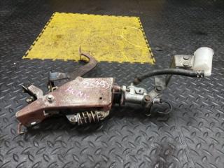 Педаль сцепления NISSAN HOMY VRMGE24 2 ракурс