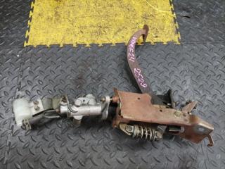 Педаль сцепления NISSAN HOMY VRMGE24 5 ракурс