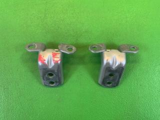 Петля дверная передняя NISSAN SERENA C27 MR20-DD 824204P00A 2 ракурс