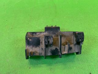 Крепление бампера правое заднее TOYOTA CROWN AWS210 2AR-FSE 52562-30160 2 ракурс