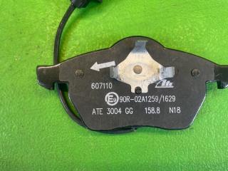 Тормозные колодки переднее AUDI A6 4F2 Тормозные колодки переднее AUDI A6 4F2