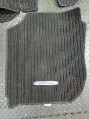 Коврики комплект HONDA VEZEL RU3 LEB 3 ракурс