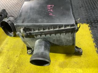 Корпус воздушного фильтра TOYOTA LAND CRUISER UZJ100 2UZ-FE 17700-50170 2 ракурс