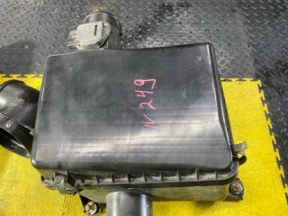 Корпус воздушного фильтра TOYOTA LAND CRUISER UZJ100 2UZ-FE 17700-50170 3 ракурс