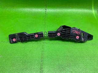 Крепление бампера заднее правое TOYOTA ESQUIRE 2017