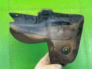 Брызговик правый передний TOYOTA LAND CRUISER UZJ100 2UZ-FE 76621-60070 3 ракурс Брызговик правый передний TOYOTA LAND CRUISER UZJ100 2UZ-FE 76621-60070 3 ракурс
