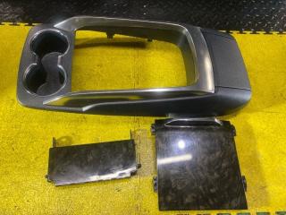 Консоль между сидений TOYOTA ALPHARD AGH30 2AR-FE 1 ракурс Консоль между сидений TOYOTA ALPHARD AGH30 2AR-FE 1 ракурс