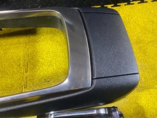 Консоль между сидений TOYOTA ALPHARD AGH30 2AR-FE 5 ракурс Консоль между сидений TOYOTA ALPHARD AGH30 2AR-FE 5 ракурс