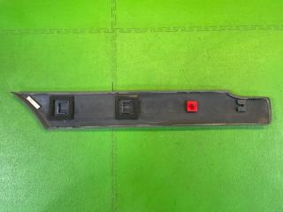 Молдинг на кузов правый задний TOYOTA LAND CRUISER UZJ100 2UZ-FE 75651-60180 2 ракурс