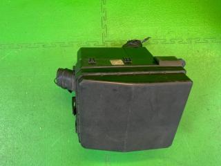Блок предохранителей MITSUBISHI LANCER EVOLUTION CZ4A 4B11T 8565A139 2 ракурс
