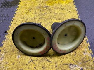 Отбойник задний TOYOTA LAND CRUISER URJ202 1UR-FE 48302-60100 2 ракурс