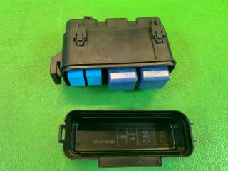 Блок предохранителей TOYOTA CROWN AWS210 2AR-FSE 82662-30C50, 90987-02027, 88263-21010, 156700-2870, 156700-2500 3 ракурс