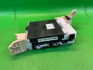 Блок предохранителей TOYOTA ESQUIRE ZWR80 2ZR-FXE 89221-28350, 82730-28621-A, 5012-6737 5 ракурс