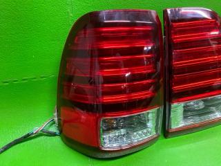 Стоп-сигнал TOYOTA LAND CRUISER UZJ100 2UZ-FE 2 ракурс