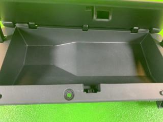 Бардачок водительский правый передний TOYOTA FJ CRUISER GSJ15 1GR-FE 55042-35010, 55042-35021, 55441-35030 3 ракурс