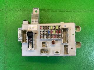 Блок предохранителей TOYOTA FJ CRUISER GSJ15 1GR-FE 8273035371 1 ракурс