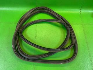 Уплотнительная резинка багажника задняя TOYOTA ALPHARD AGH30 2AR-FE 6788158040 1 ракурс