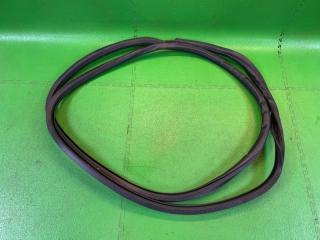 Уплотнительная резинка дверей правая передняя TOYOTA LAND CRUISER URJ202 1UR-FE 6231160141, 6231160140 1 ракурс
