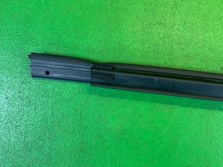 Уплотнитель стекла правый задний TOYOTA ALPHARD AGH30 2AR-FE 68173-58030, 68173-58040 2 ракурс Уплотнитель стекла правый задний TOYOTA ALPHARD AGH30 2AR-FE 68173-58030, 68173-58040 2 ракурс