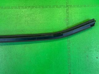 Уплотнитель стекла правый задний TOYOTA ALPHARD AGH30 2AR-FE 68173-58030, 68173-58040 4 ракурс Уплотнитель стекла правый задний TOYOTA ALPHARD AGH30 2AR-FE 68173-58030, 68173-58040 4 ракурс