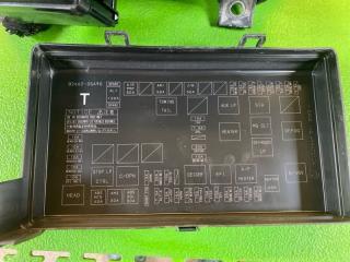 Блок предохранителей TOYOTA FJ CRUISER GSJ15 1GR-FE 82662-35A90 5 ракурс