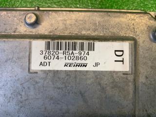 Блок efi HONDA CR-V RM4 K24A 37820-R5A-974, 6074-102860 2 ракурс Блок efi HONDA CR-V RM4 K24A 37820-R5A-974, 6074-102860 2 ракурс