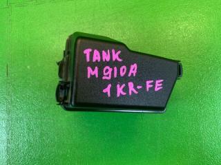 Блок предохранителей TOYOTA TANK M910A 1KR-FE 82661-81460, 82641-B2010-K 1 ракурс