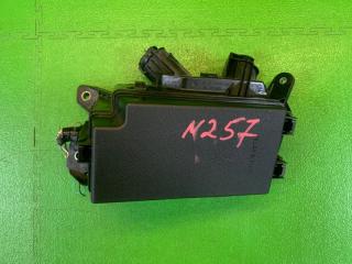 Блок предохранителей TOYOTA PRIUS ZVW50 2ZR-FXE 82662-47200, 82641-47050-A 1 ракурс