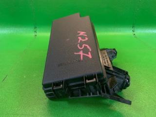 Блок предохранителей TOYOTA PRIUS ZVW50 2ZR-FXE 82662-47200, 82641-47050-A 5 ракурс