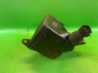 Блок предохранителей TOYOTA VOXY ZWR80 2ZR-FXE 82662-28300, 82641-28030, 110600-1180 5 ракурс