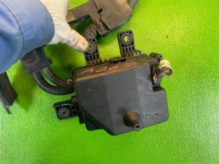 Блок предохранителей NISSAN SERENA GNC27 MR20-DD 243021VM0A 3 ракурс