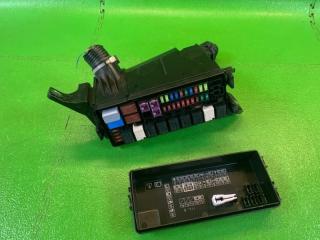 Блок предохранителей HONDA VEZEL RU3 LEB 32120T7B000, 38253T7A911 3 ракурс