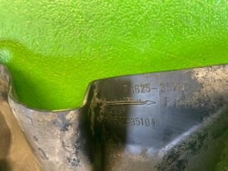 Брызговик правый передний TOYOTA FJ CRUISER GSJ15 1GR-FE 76625-35221 5 ракурс