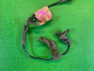 Датчик abs левый задний TOYOTA VOXY ZRR75 3ZR-FAE 8954628190 2 ракурс Датчик abs левый задний TOYOTA VOXY ZRR75 3ZR-FAE 8954628190 2 ракурс