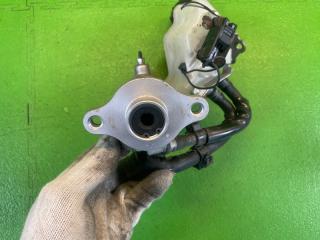 Главный тормозной цилиндр MAZDA BONGO SKF2M RF 3 ракурс