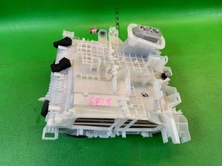 Испаритель кондиционера  TOYOTA PRIUS PHV ZVW52 2ZR-FXE ,88501-10160 ,88501-10160 1 ракурс