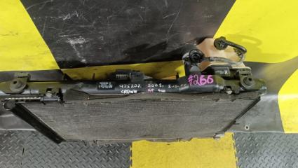Радиатор TOYOTA CROWN MAJESTA UZS207 3UZ-FE 16400-50390 16711-50200 2 ракурс