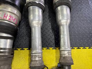 Стойка подвески S500 W221 M273E55 Стойка подвески S500 W221 M273E55