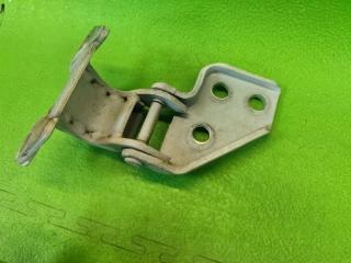 Петля дверная правая передняя TOYOTA ESTIMA TCR20 2TZ-FZE 6871028010,6873028010 5 ракурс Петля дверная правая передняя TOYOTA ESTIMA TCR20 2TZ-FZE 6871028010,6873028010 5 ракурс