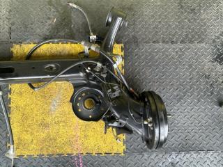 Балка подвески задняя SUZUKI SWIFT ZC83S K12C 2 ракурс Балка подвески задняя SUZUKI SWIFT ZC83S K12C 2 ракурс