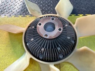 Вязкомуфта TOYOTA TUNDRA USK56L 3UR-FE 1621038070 4 ракурс