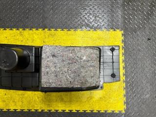 Ящик под инструменты задний TOYOTA SIENTA NSP170 2NR-FKE 64421-52080 4 ракурс