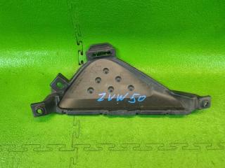Заглушка бампера TOYOTA PRIUS ZVW50 2ZR-FXE 52113-47060 1 ракурс Заглушка бампера TOYOTA PRIUS ZVW50 2ZR-FXE 52113-47060 1 ракурс