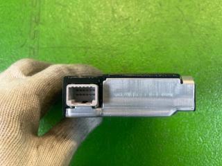 Камера переднего вида передняя TOYOTA PRIUS ZVW50 2ZR-FXE 8646C-47010 3 ракурс