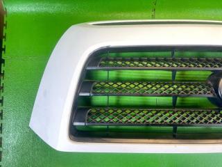 Решетка передняя TOYOTA TUNDRA USK56L 3UR-FE 53100-0C160 2 ракурс